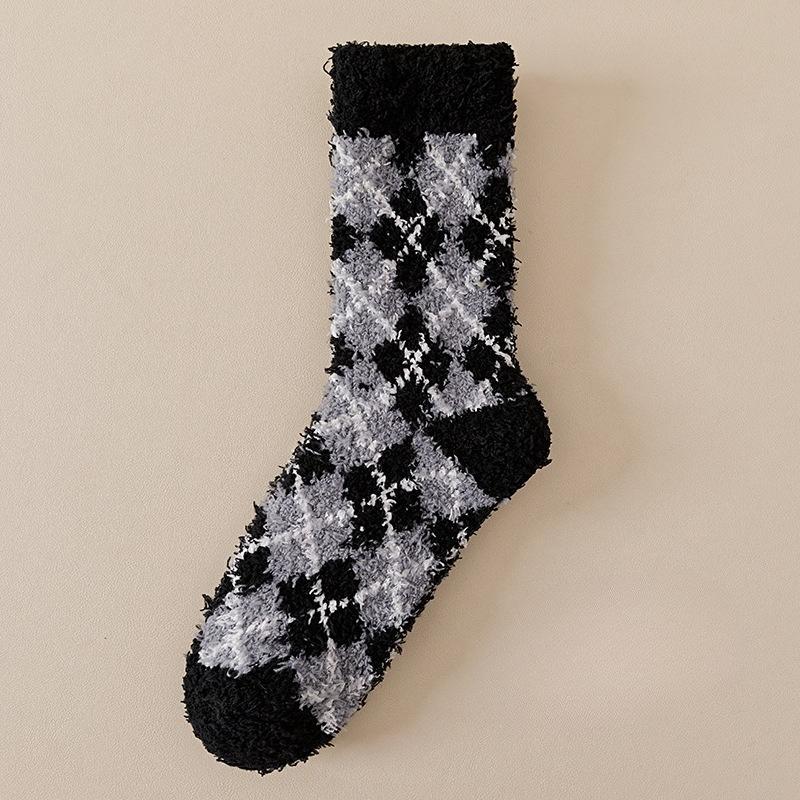 

Men s Coral Fleece Socks - Winter and Autumn Thickened Mid-Calf Socks for Home Use, Colorful Stripes, Anti-Chill, Non-Loose-Fiber Socks 1 pair чорний