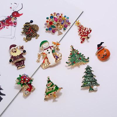 European-American Halloween Snowman Christmas Brooch - High-End Corsage Oil Drop Accessory