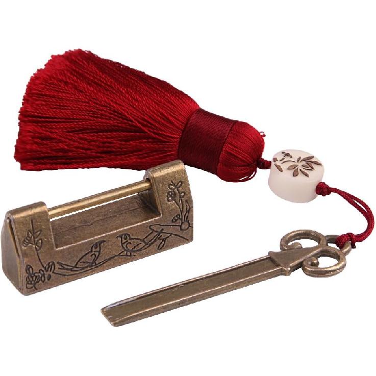 GTHER Decorative Vintage Lock and Key, Antique Chinese Padlock Lock Magpie Flower Old Lock for Small Wooden Box Furniture Cabinets Chest
