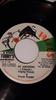 Disque 7 pouces SINGING MELODY WAYNE WONDER Tellement Incroyable AUCUN Taurus Jamaïque Reggae Ska Dub Occasion