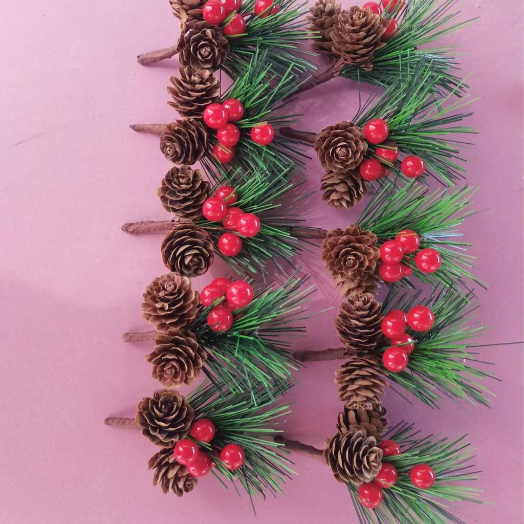 Alloy Durable Christmas Party Table Decoration Napkin Ring with Pinecone Design