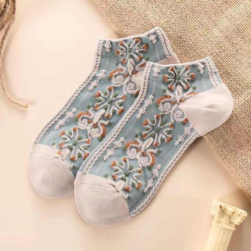1/5 Pairs Palace Style Retro Relief Women's Socks Elegant Casual Wear Socks