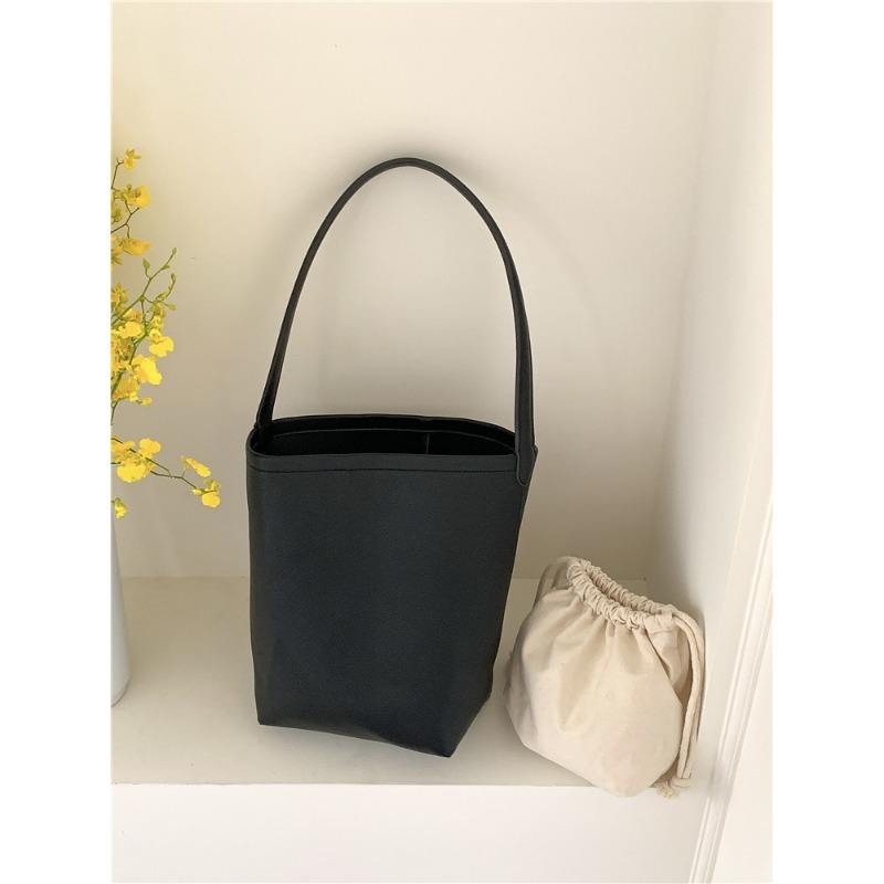 Bucket bag logo shoulder bag large capacity high sense solid color simple leather cylinder mother and child bag