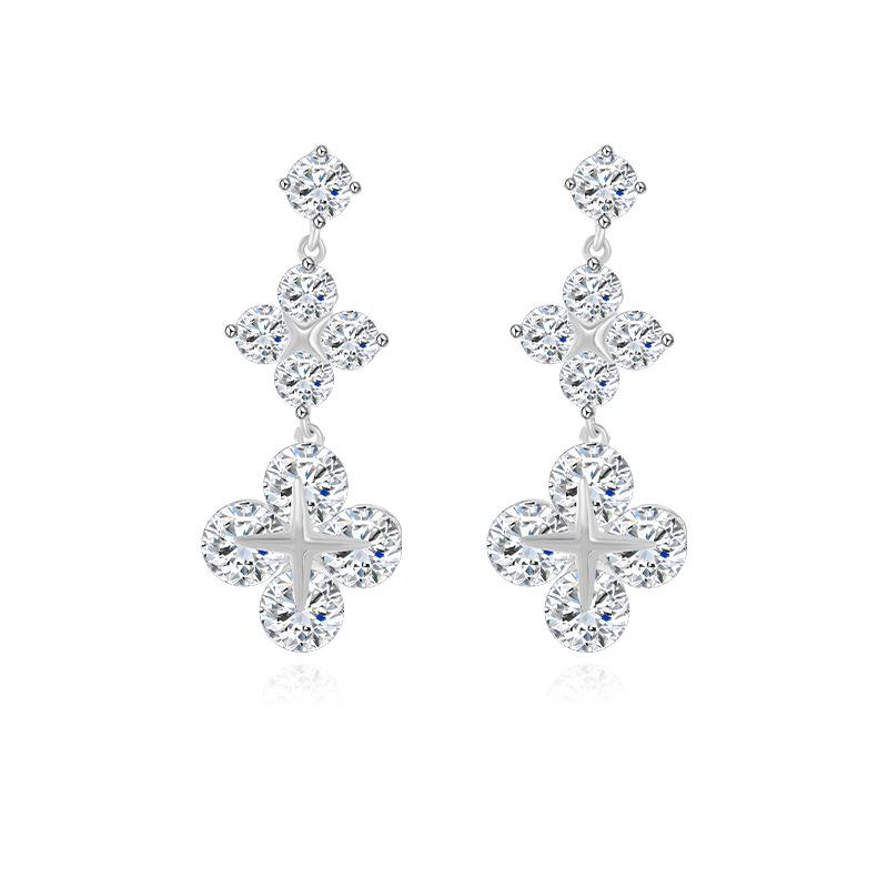 

Shining Pearl Copper Star and Clover Tassel Stud Earrings - Women s Luxurious and Stylish Design Copper Alloy