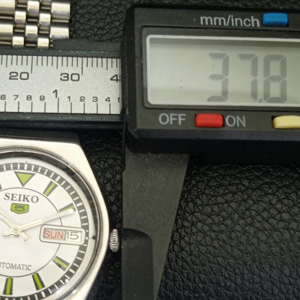 GENUINE VINTAGE SEIKO 5 JAPAN 6319A AUTOMATIC MENS WHITE DIAL WATCH a702707-1 R210-a702707