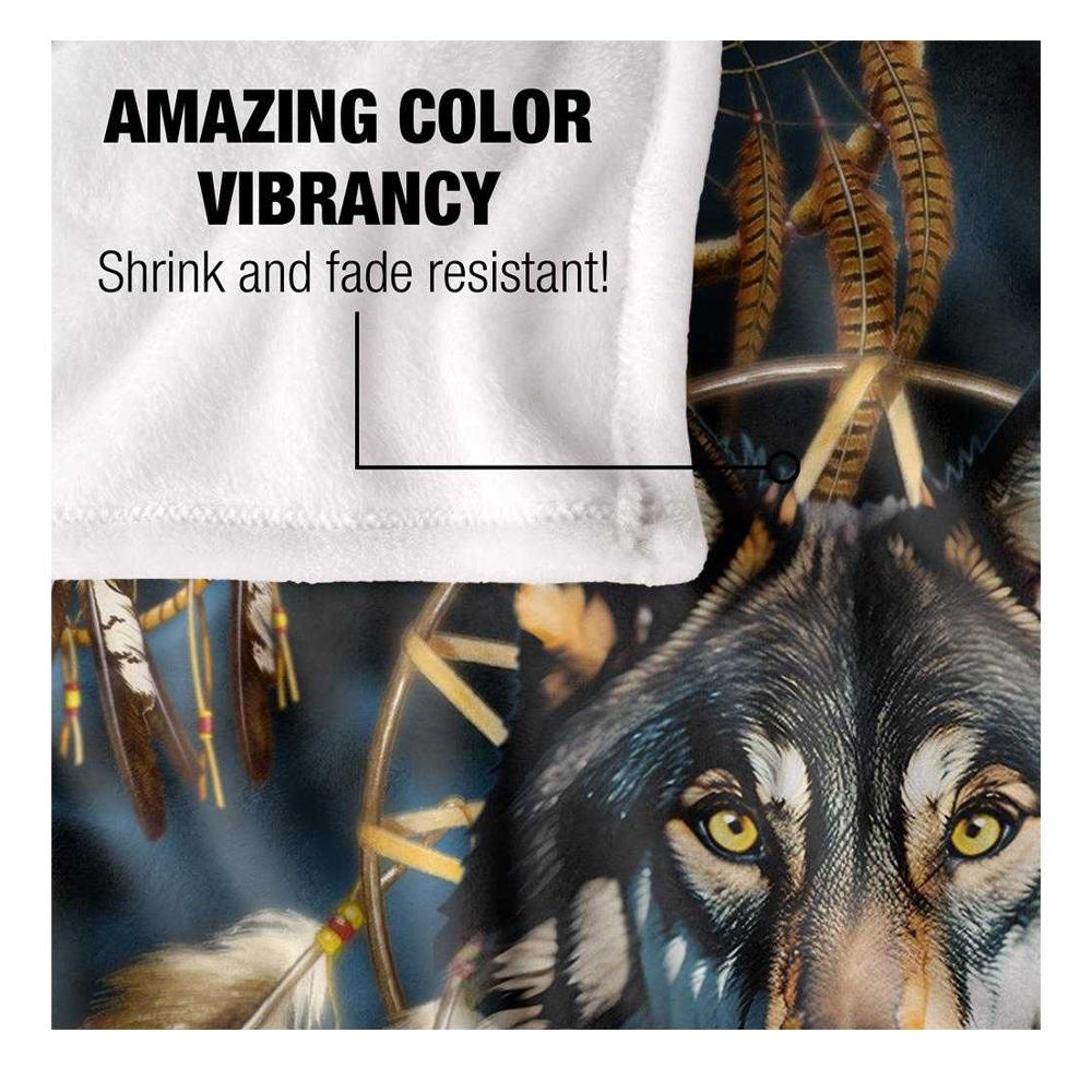 JQ Licensing Silky Dreamcatcher Wolf Supersoft Blanket