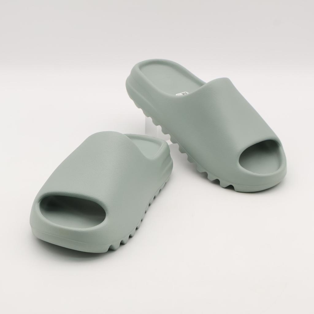 ID5480 Adidas YEEZY Slide Salt (Men's)