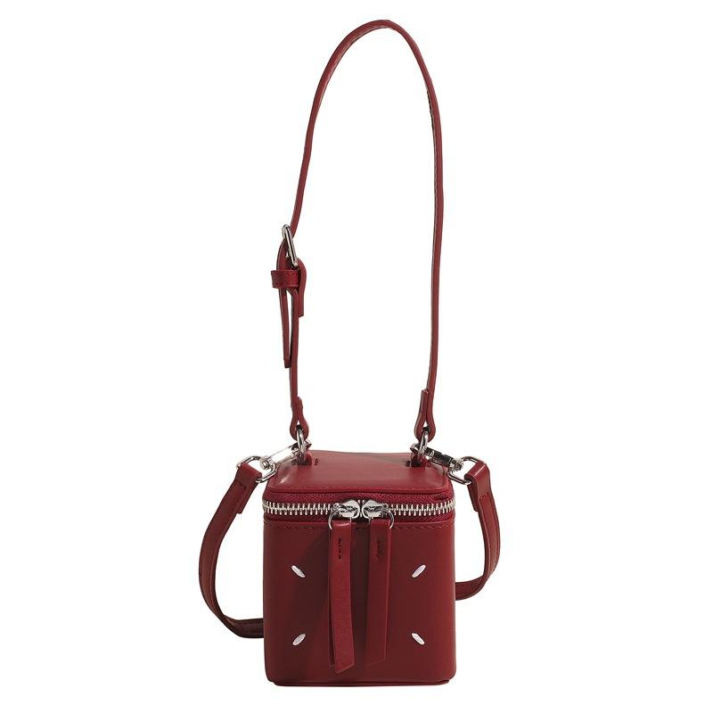 

2025 весна новая сумка для мобильного телефона из ПУ в форме кубика, модная, универсальная, через плечо, кроссбоди, простая сумка-коробка, женская красный