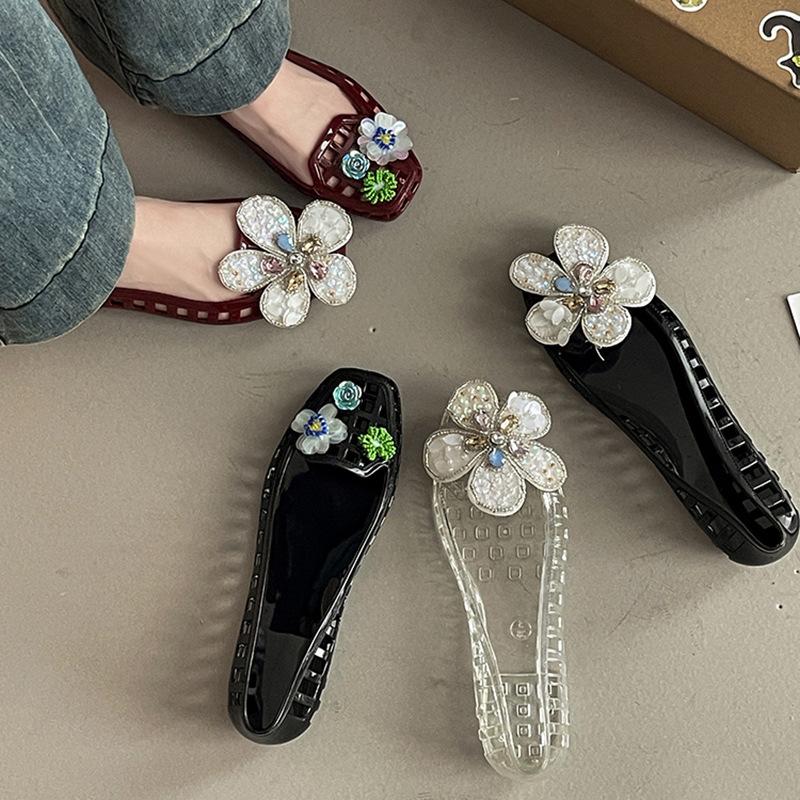 Transparent crystal shoes New jelly shoes Hollow single shoes Girls summer design fashion sequins Flower square head sandals