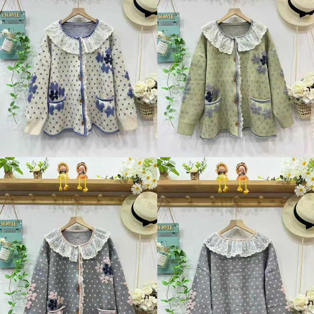 2025 Autumn/Winter Japanese Sweet Lace Trim Hooded Sweater - College Style Loose Knitwear