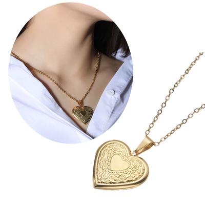 Elegant Choker Heart Shaped Locket Pendant Necklace Adjustable Length Clavicle Chain Ornament Fade Resistant Ornament