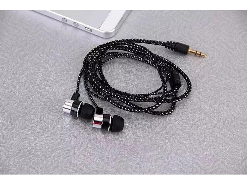 Geflochtene Heavy-Bass-In-Ear-Ohrhörer mit Stoffkabel