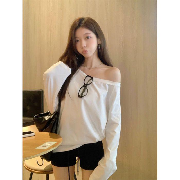 Autumn 2025 Women's Versatile Off-Shoulder Long-Sleeve Top