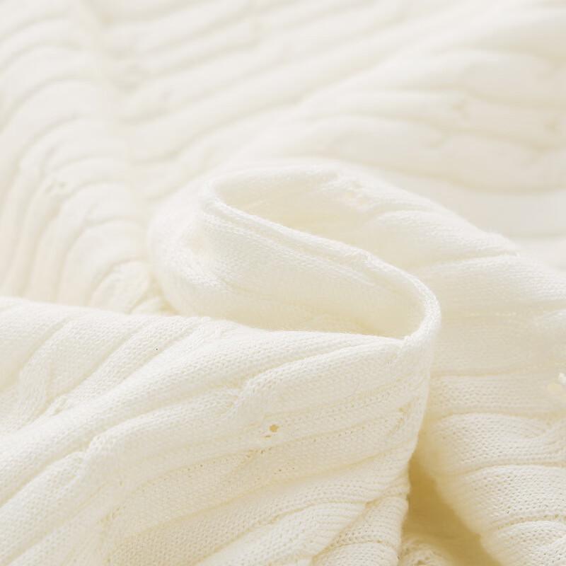 Dünn gestricktes kurzärmeliges T-Shirt für Damen aus Lyocell-Mischgewebe