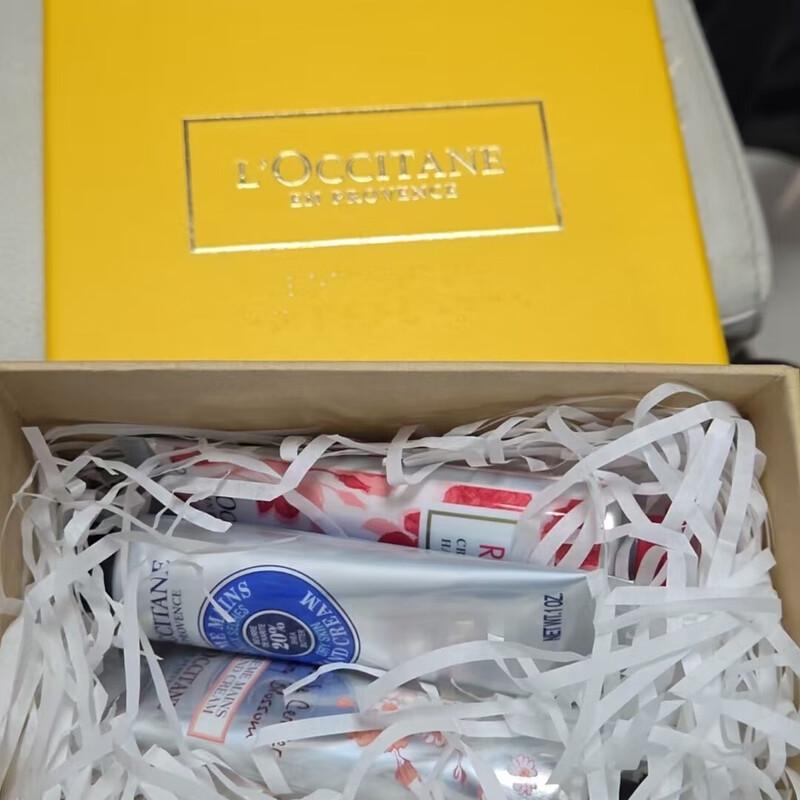 Подарочный набор из трех кремов для рук L OCCITANE