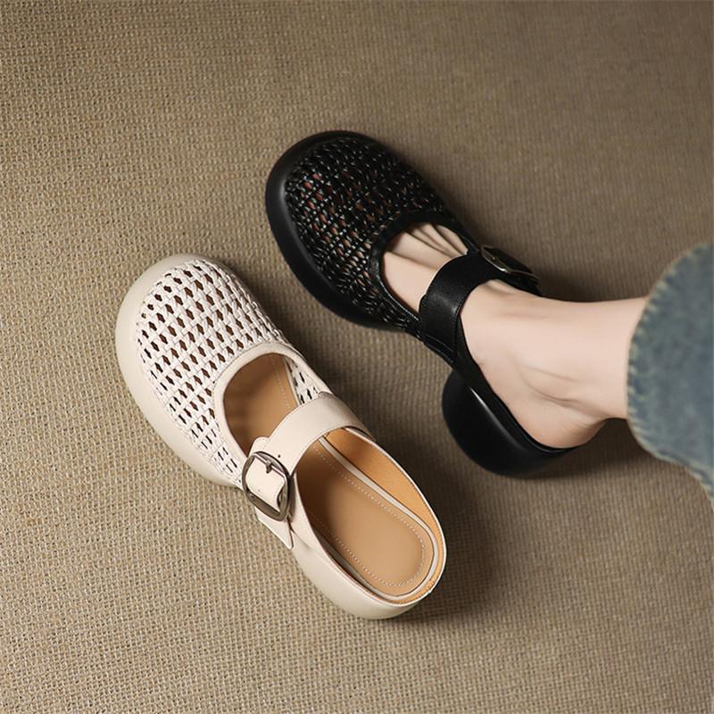 Fashion New Summer Slippers Cover Toe Slippers for Women Fashion Hollow Out Round Toe High Heels Ladies Shoes Chunky Heels Slippers