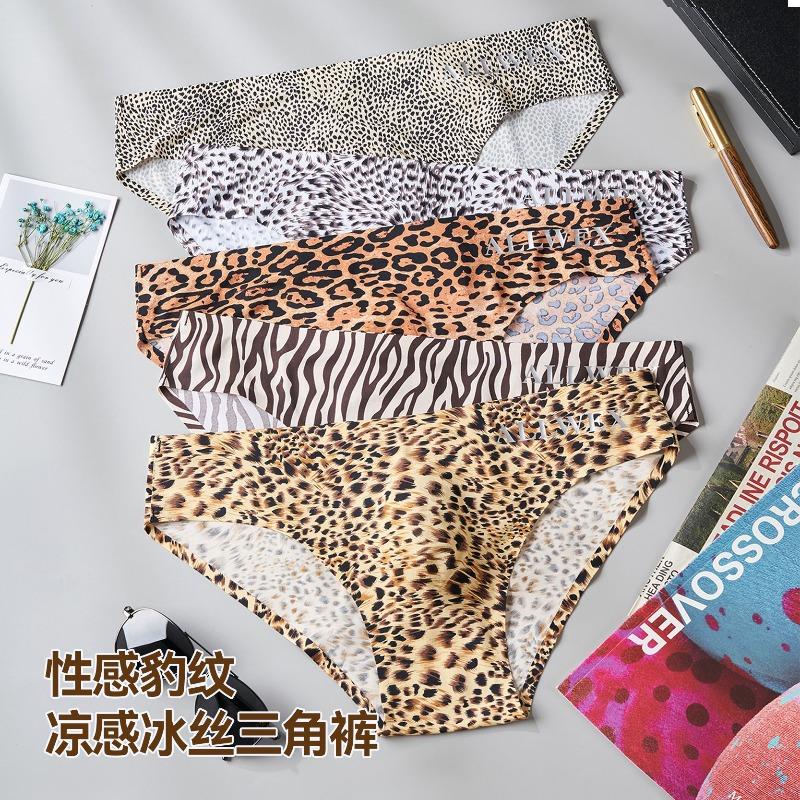 Herren 3D-konvexe Tasche sexy Tasche Ei-Buchstabe Leopardenmuster Eis-Seide Unterwäsche Slips Leopardenmuster Hose