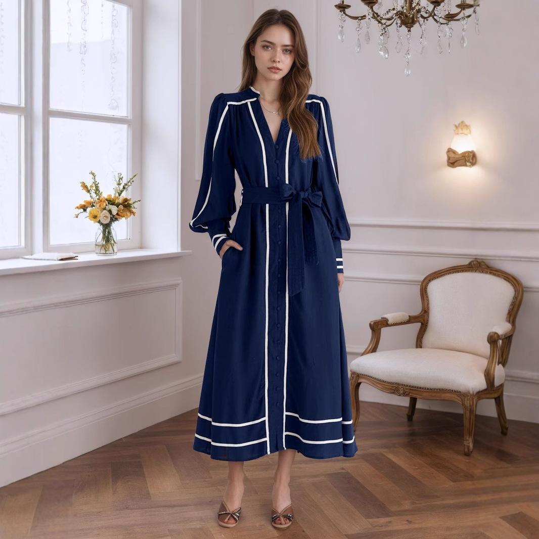 Elegant retro European and American V-neck lamp lace-up long dress white stripe decoration retro style to create European and American Muse Fan fashion size s