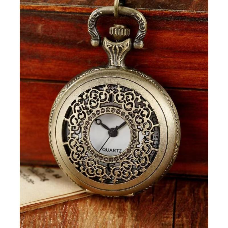 Exquisite Bronze Pocket Watch with Small Heart-shaped Spider Web Shell Watch Necklace, Small Pocket Watch, Gift Pocket Watch Pendant Pocket Watch