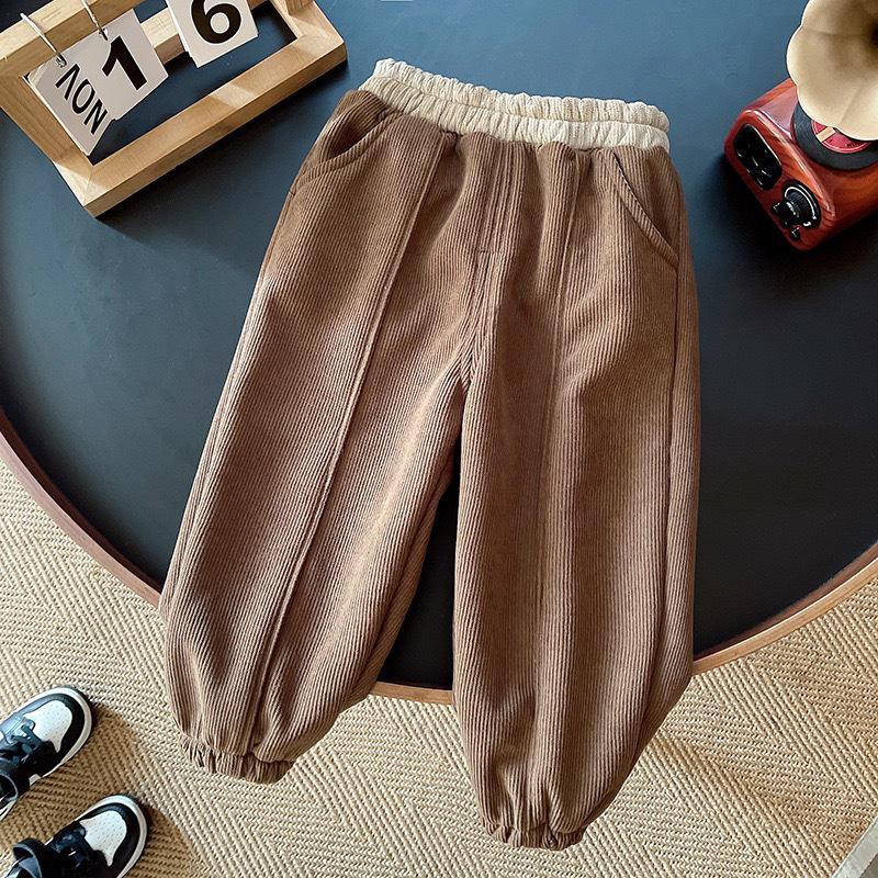 Modisches Herbst-Zweiteiler-Set für Jungen 2025: Lammwolle-Sweatshirt & Cord-Hose