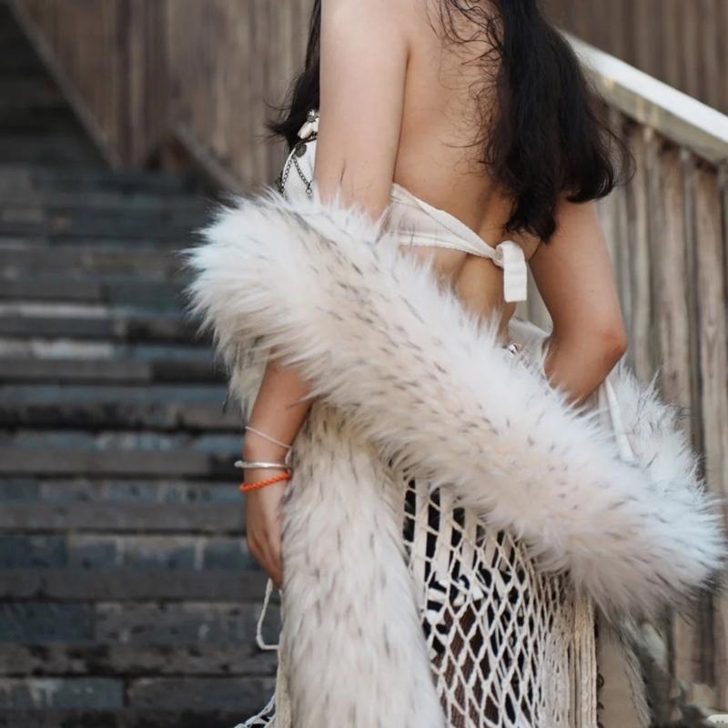 Luxurious Faux Furs Scarf Collar Long Neckerchief Shawl Wrap for Women Winter Warmth Evening Party Fuzzy Stoles Shrug
