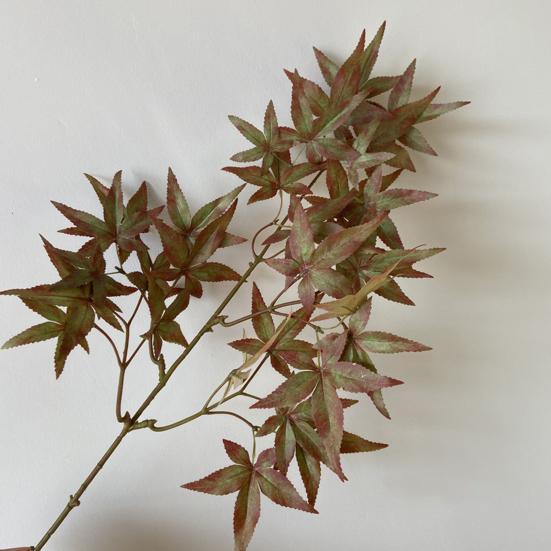 1 Pc Anti-fall Bright Color Colorful Decorative Easy To Maintain Artificial Leaf Simulation Maple Leaf