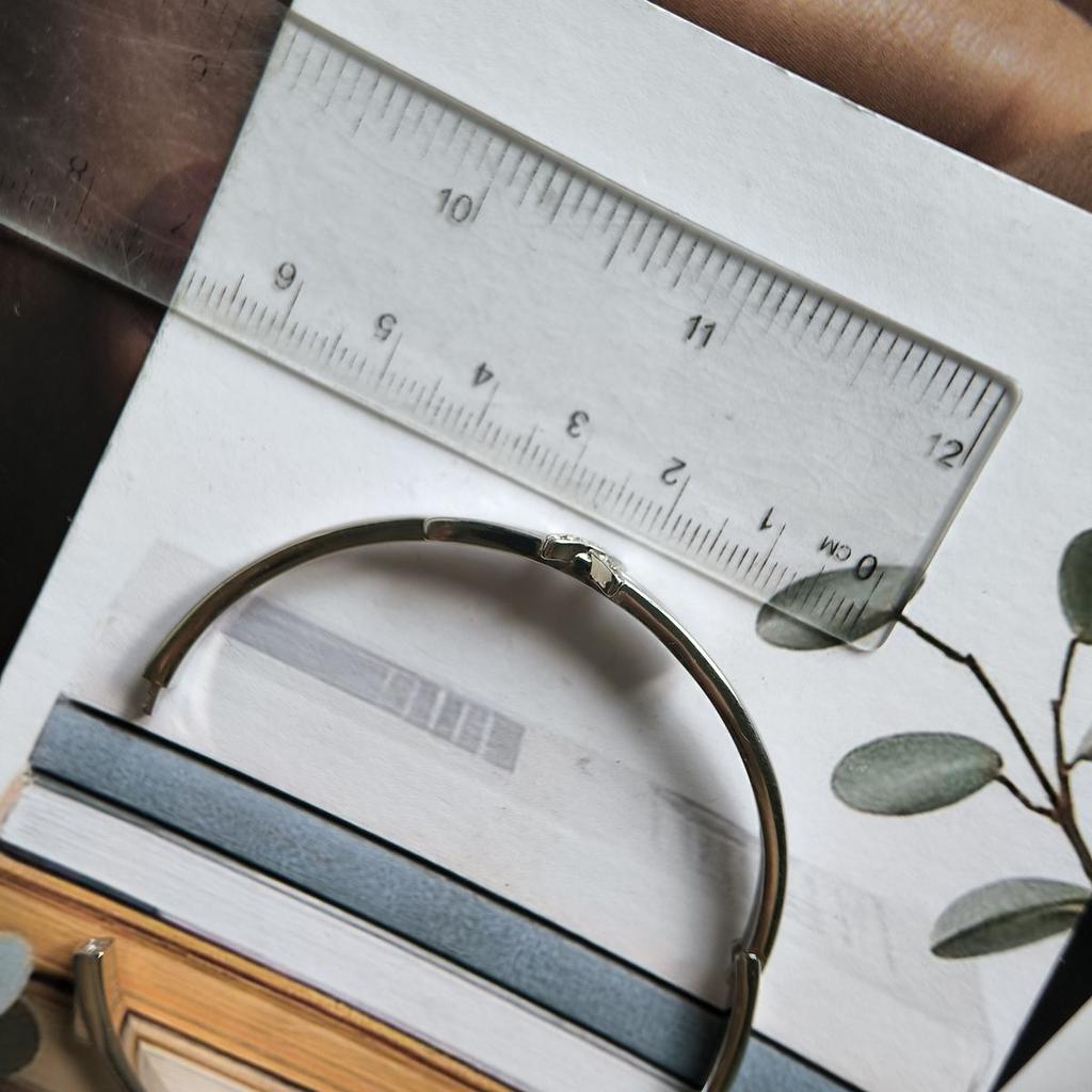 Silver Bracelet with Cubic Zirconia, Product Weight 14.41 G (2190585)