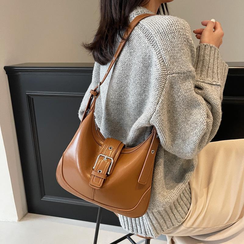 Retro trendy casual armpit bag women's spring new fashion saddle bag commuting to work versatile shoulder bag