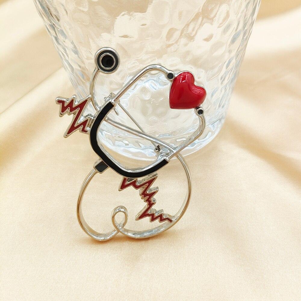 Blucome New Design Love Stethoscope Brooch for Women Men Collar Hat Scarf Party Corsage Doctor Medical Brooch Accessories Gifts