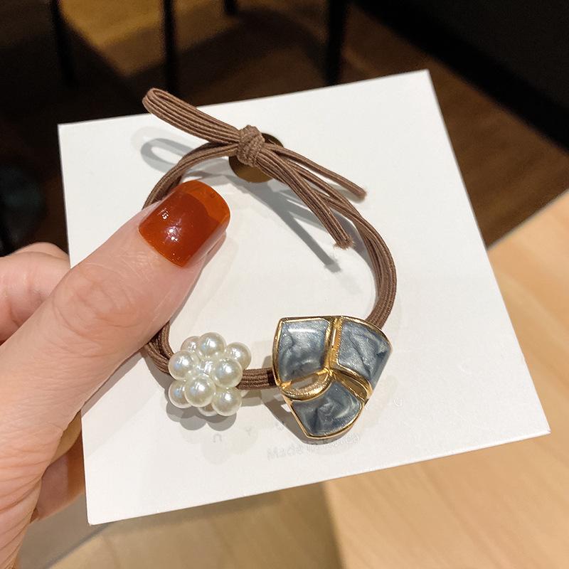 2024 New Pearl Hair Band - Simplistic, Elegant, Japanese-Inspired Style
