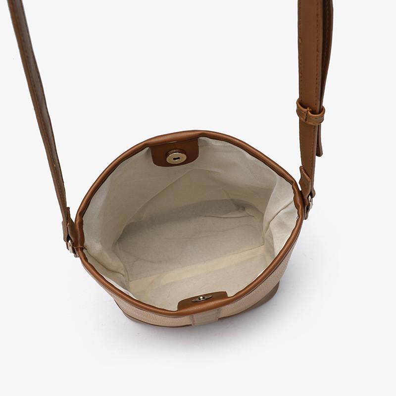 IELGY Ladies Bucket Bag Retro Fashion Simple Korean Version All-Match Stitching Messenger Bag