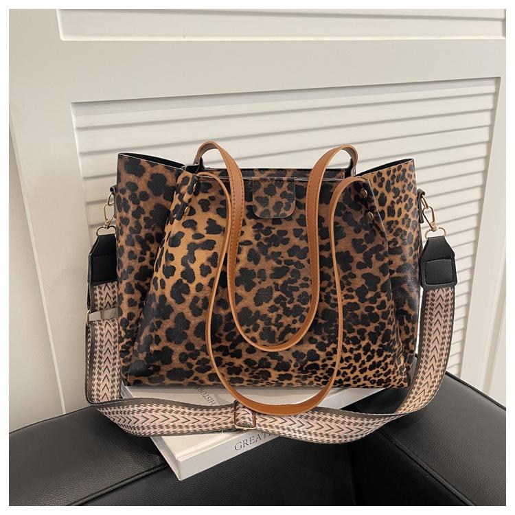 Mode Luipaardprint Schoudertas voor Dames Grote Capaciteit Tote Bag voor Dagelijks Gebruik Veelzijdige Opberg Handtas bruin