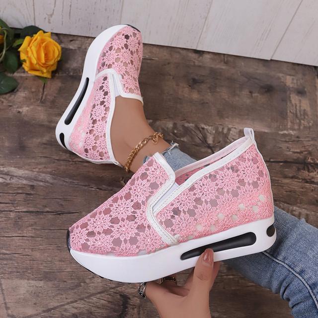 Women's Floral Embroidery Mesh Slip-On Sneakers Casual Comfy Heeled Shoes