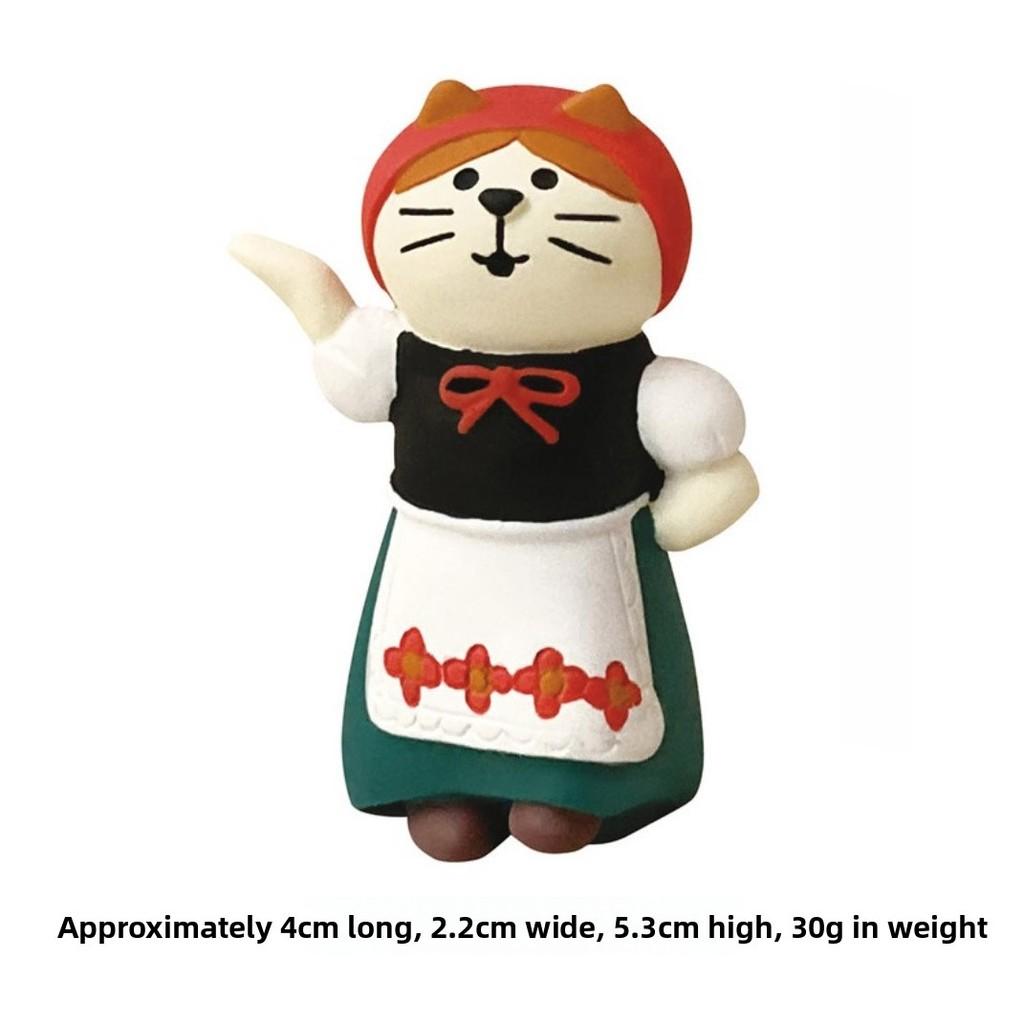 Autumn Harvest Resin Cat Figurine With Cute Cartoon Design For Gift And Collection