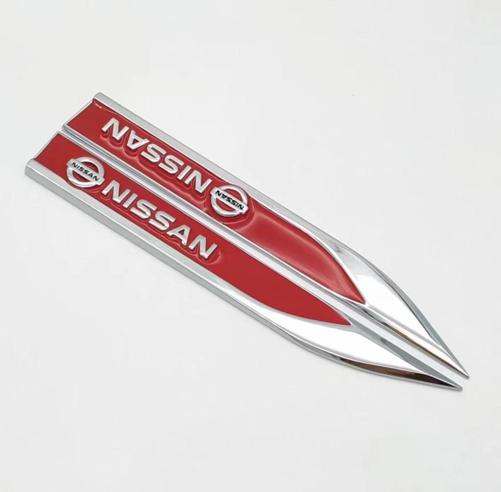 1/2 Pezzi Emblema Distintivo Adesivo Ala Laterale Parafango Auto in Metallo 3D Per Nissan Juke Leaf Qashqai Patrol Pathfinder X-Trail Nismo Murano