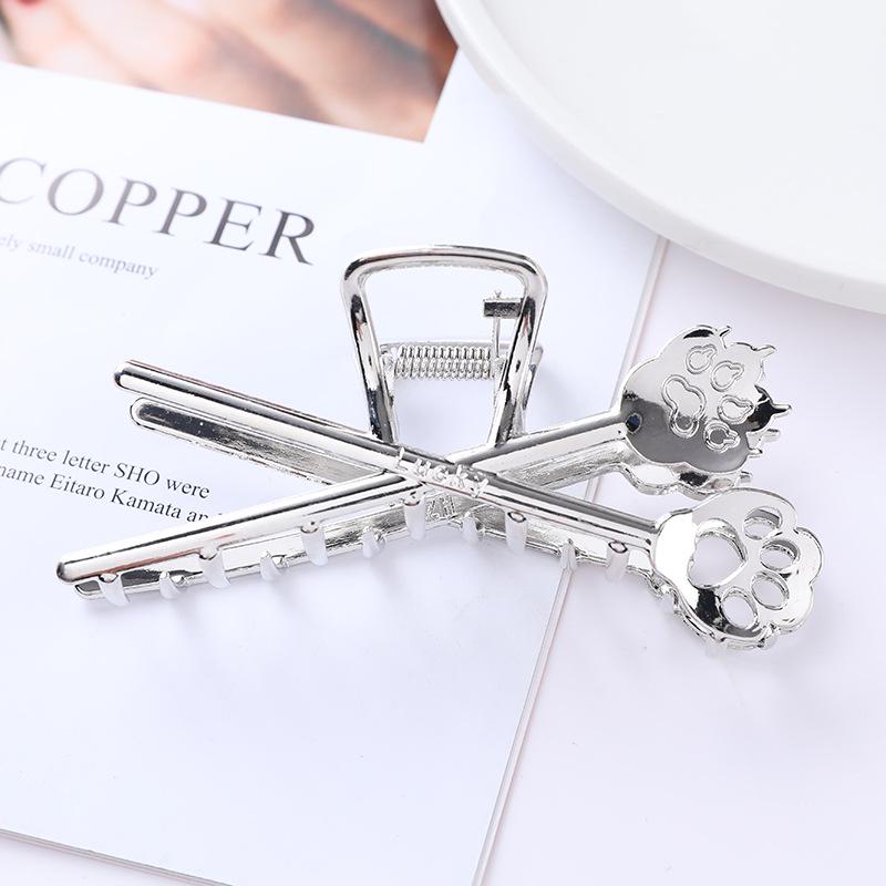 European & American Metal Cat Claw Hair Clip - Leaf Design for Ponytails