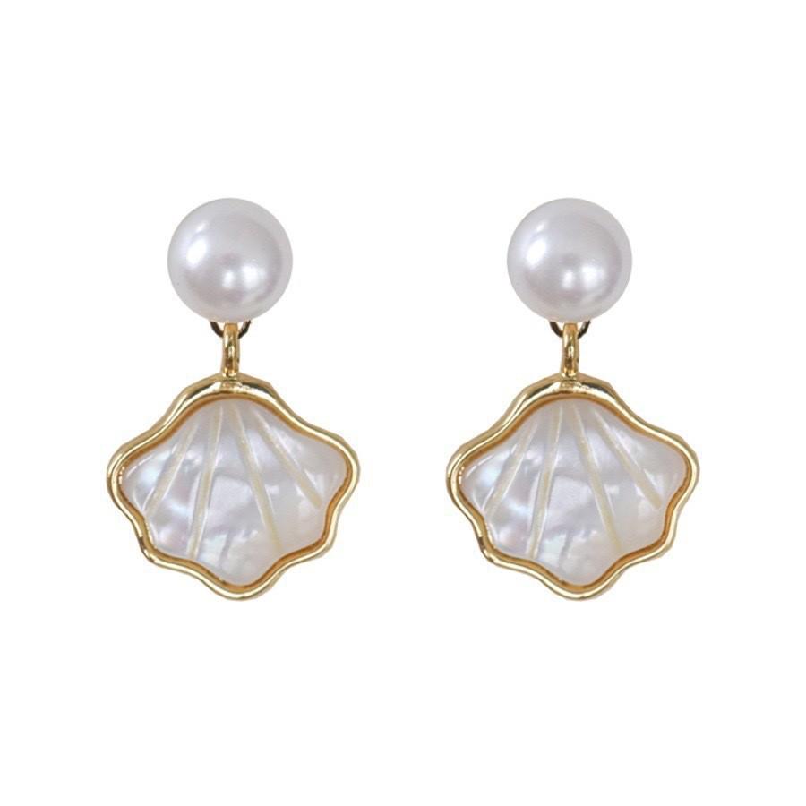 Elegant Fan-shaped Pearl Earrings for Women: Lightweight, Luxury Design, Ideal for Spring/Summer Wear
