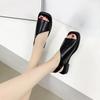 Summer 2025 New Women's Sandals Vintage Open Toe Fashion Beach Flat Shoes Large Square Head Leopard Pattern Designer Slippers