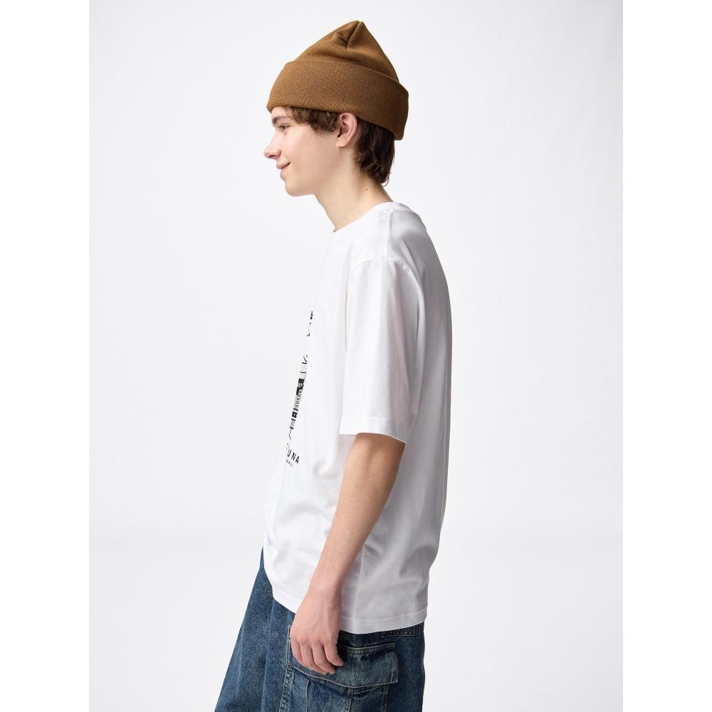 Gu By Uniqlo Graphic T Model       