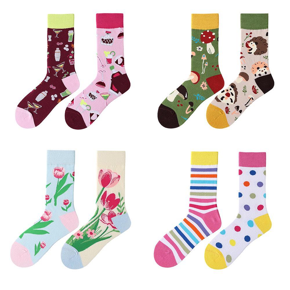 Original Asymmetrische Cartoon Hip Hop Baumwollsocken für Paare - Wadenhoch Mandarinenente Stil für Damen und Herren