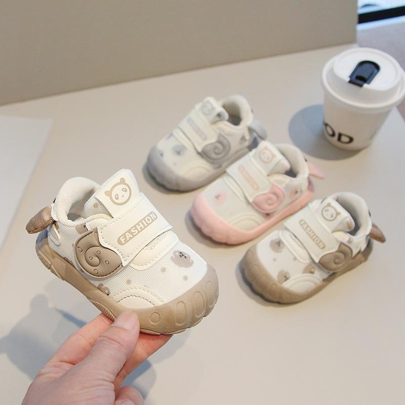 Walkers with Soft Soles and Anti-slip Properties, Boys' and Girls' Shoes, Breathable Shoes