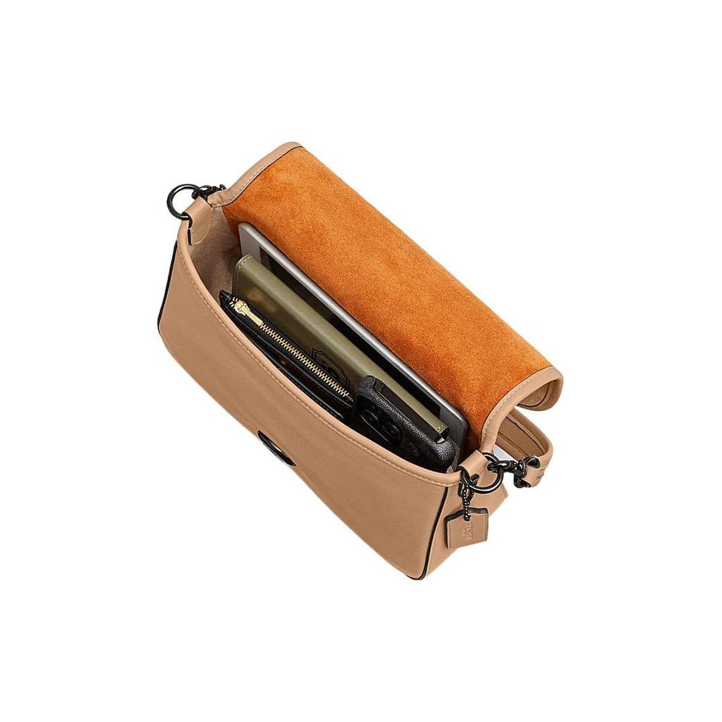 Coach Getigert 26 Unifarbene Buchstabe Druckknopf Klappe Wildleder Leder Handtasche Crossbody Schultertasche Mittel Damen taschen Kamel C5262-V5TOF
