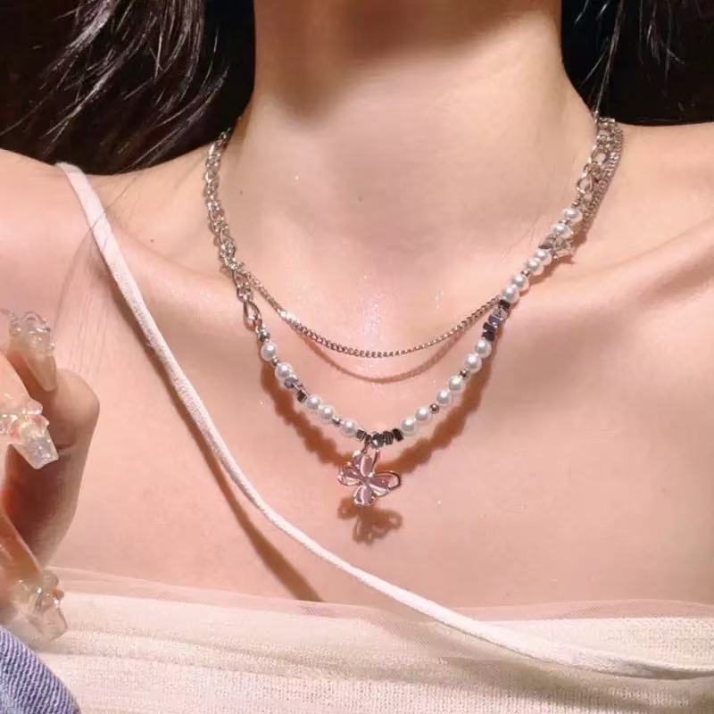 Baroque Pearl Pink Butterfly Pendant Necklace Female, Fashionable High-end Light Luxury Stacked Wearing Double Collarbone Chain