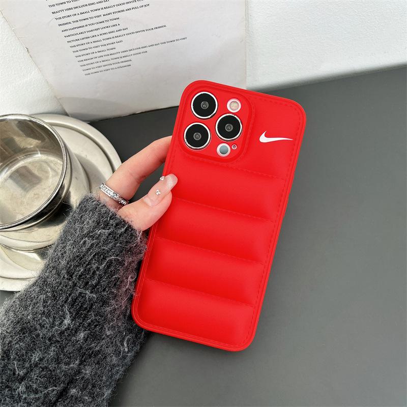 Stylový zavěšovací obal pro Apple 14Pro Max, iPhone 15, 13/12/11 tekutý obal s ochranou proti pádu.