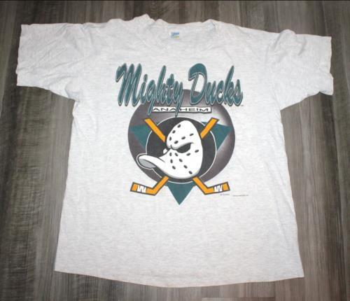 Vintage 90s Clothing NHL Anaheim Mighty Ducks T-Shirt For Unisex S