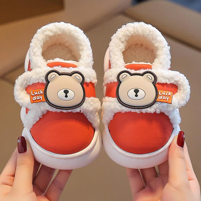 

2024 Sandalias Детская обувь Милые детские домашние тапочки на мягкой подошве Модные нескользящие детские повседневные туфли Тапочки из хлопка с рисунком для девочек 22-23insole13.5cm