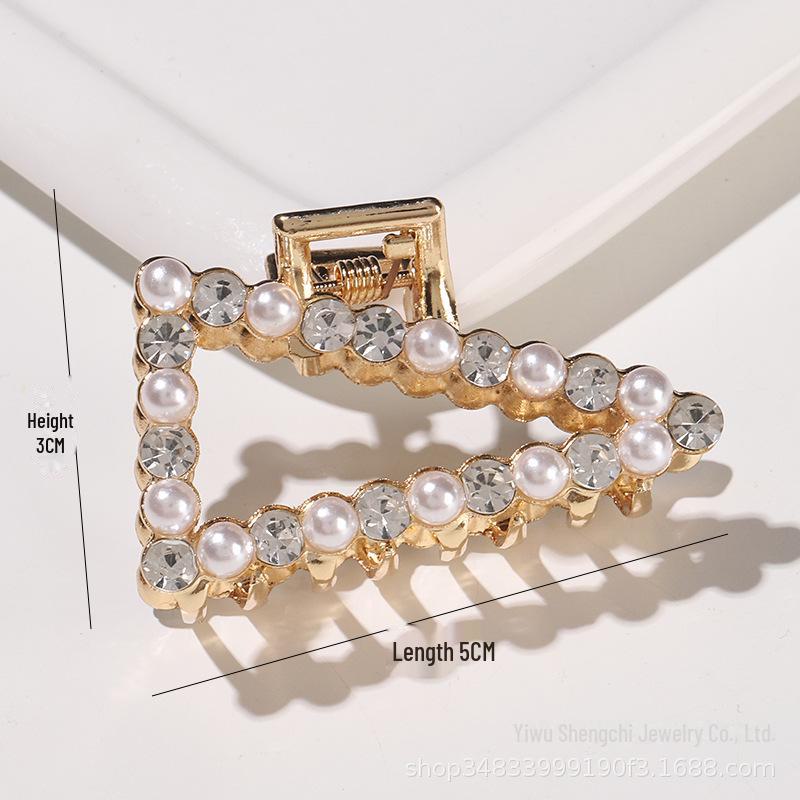 Korean Pearl Top Hairpin: Stylish Alloy Electroplated Clip for Women