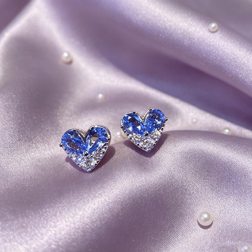 Elegant Female White Blue Zircon Heart Stud Earrings Trendy Fashion Silver Color Wedding Jewelry For Women