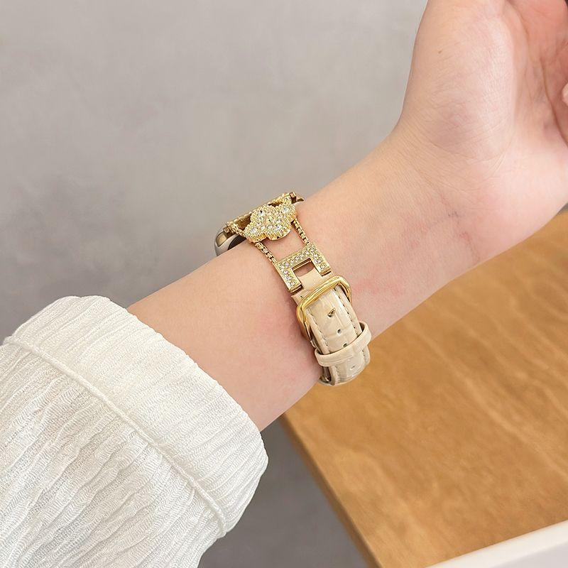 

Genuine Leather S9/10se Apple Watch AppleWatch Strap Saturn S87 Metal Chain Steel Belt New Arrival Young Girls Girlfriends Fancy Accessible Luxury Gold Buckle * Beige Application: iwatch s9 (41mm)