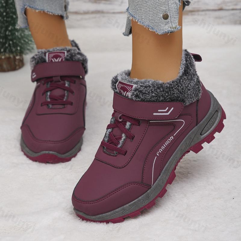 Fashion 2025 New Winter Retro Low Top Thick Soled Casual Cotton Shoes for Women Warm Comfortable Fashion Versatile Non Slip Plush Shoes
